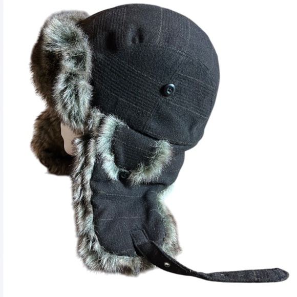 U3i Faux Fur Trapper Hat in Black and Gray - M/L - Picture 2 of 10